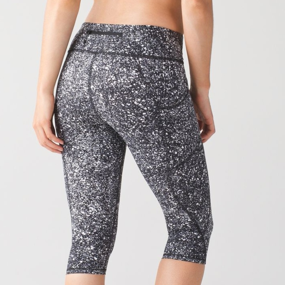 Lululemon Tight Stuff Crop II Splatter